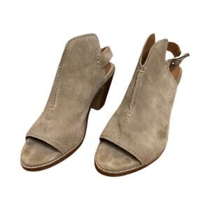 FRYE Carolina Ash Beige Suede Slingback Peep Toe V-Cut Heeled Booties Size 8.5